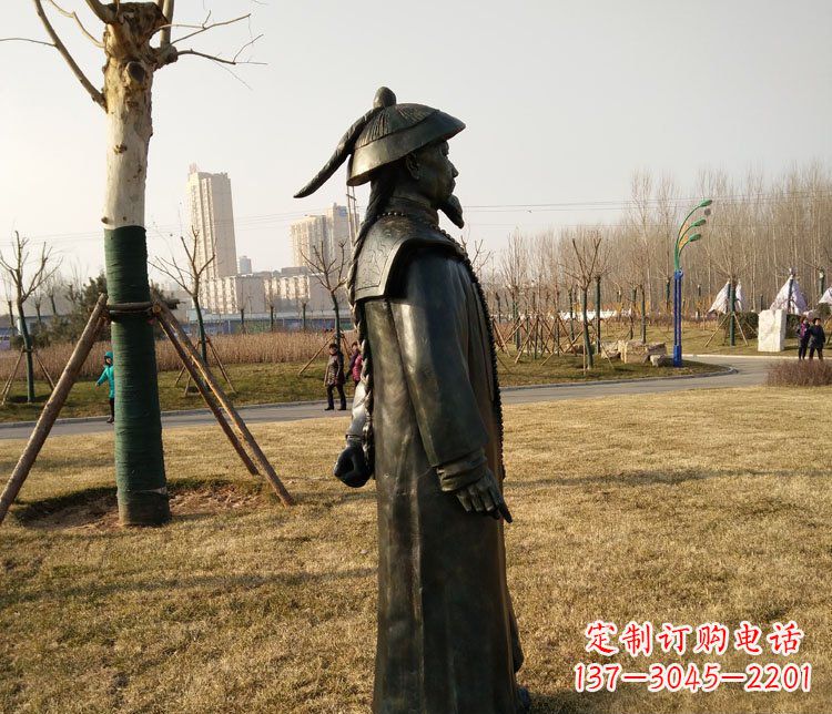 南阳爱国人物林则徐铜雕