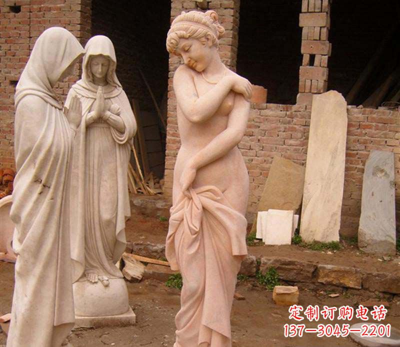 南阳半裸女人大理石雕塑