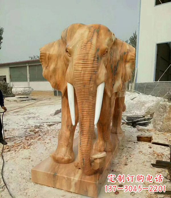 南阳鼻卷如意晚霞红招财大象石雕