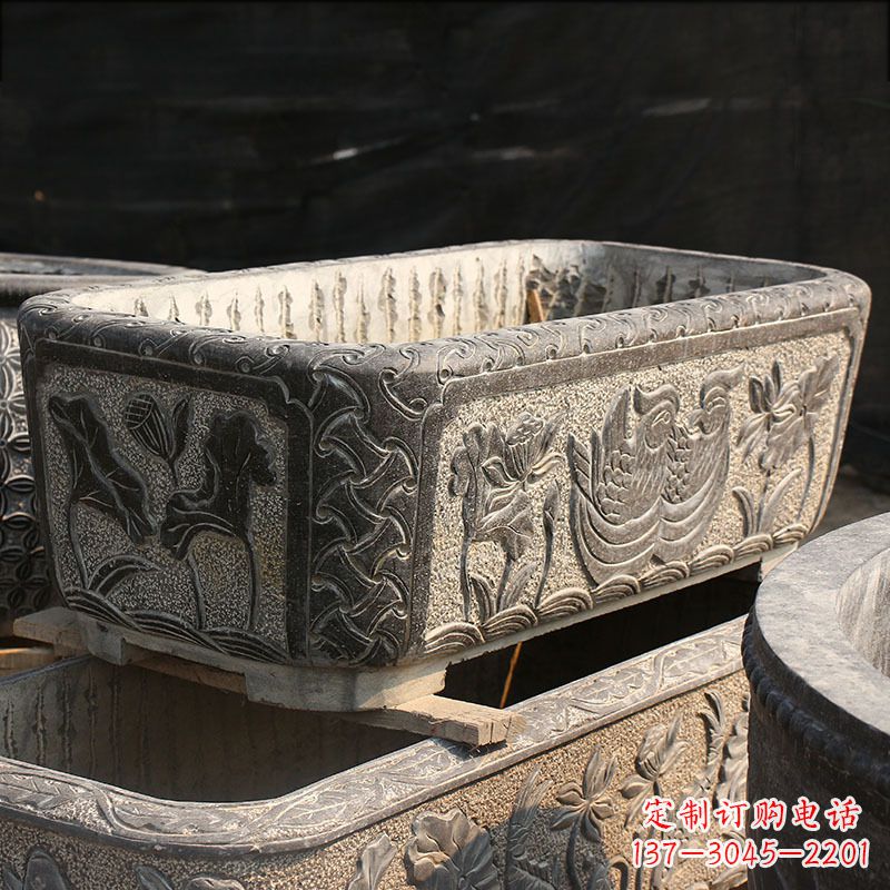 南阳别墅石雕槽水缸