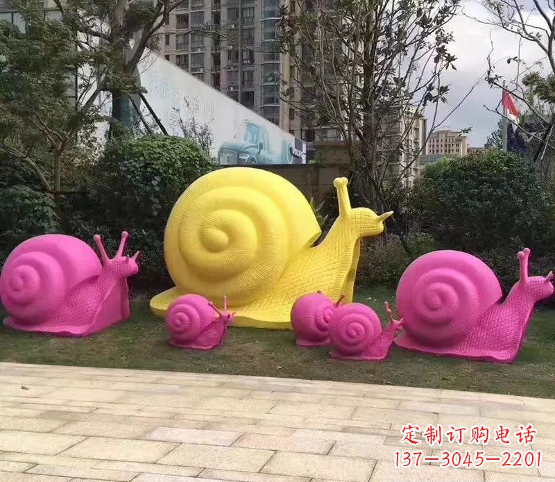 南阳玻璃钢彩绘蜗牛雕塑