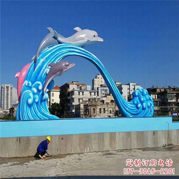 南阳玻璃钢大型景观海豚雕塑-游泳馆游乐场景观雕塑