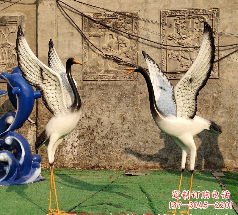 南阳玻璃钢对望仙鹤雕塑