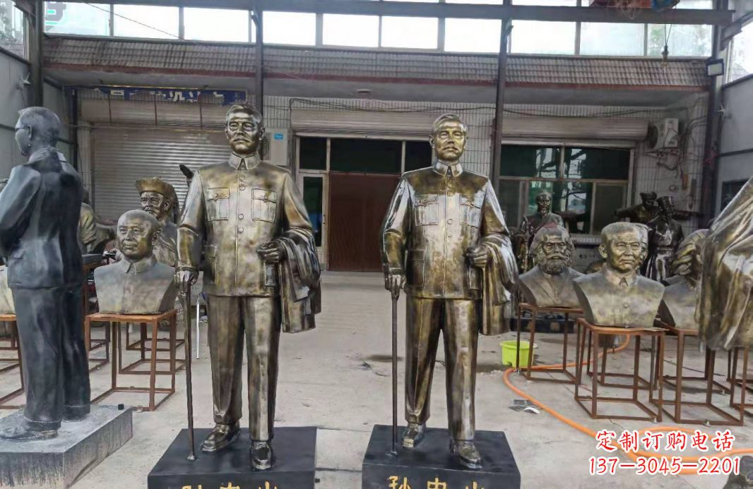 南阳玻璃钢仿铜的孙中山雕塑——缅怀伟人,传承精神