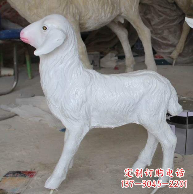 南阳玻璃钢仿真小羊