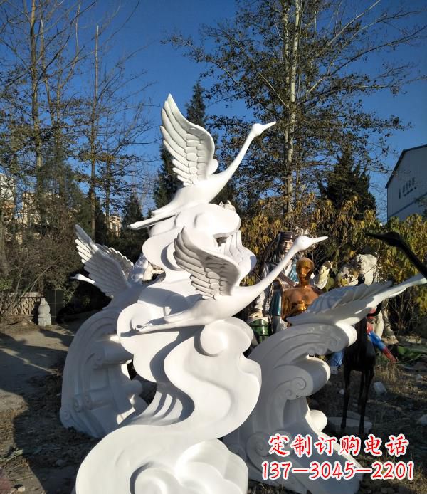 南阳玻璃钢公园海浪天鹅雕塑