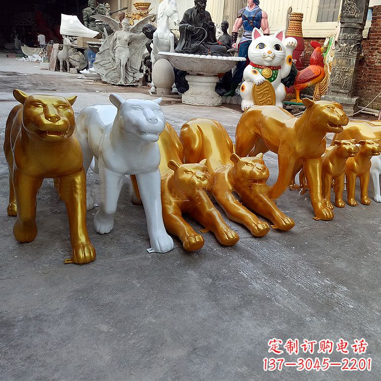 南阳玻璃钢金钱豹雕塑-商场美陈动物雕塑摆件可改色改图案