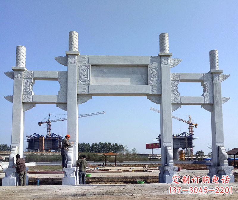 南阳玻璃钢牌坊雕塑美丽的艺术与历史结合