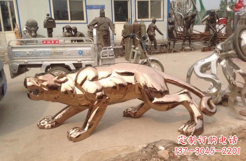 南阳不锈钢豹子雕塑222