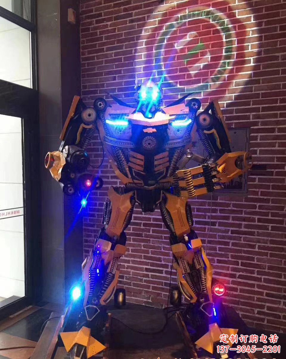 南阳不锈钢变形金刚雕塑