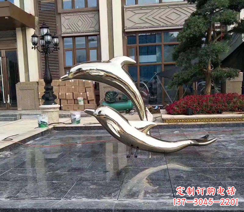 南阳不锈钢海豚雕塑——美丽的艺术礼物