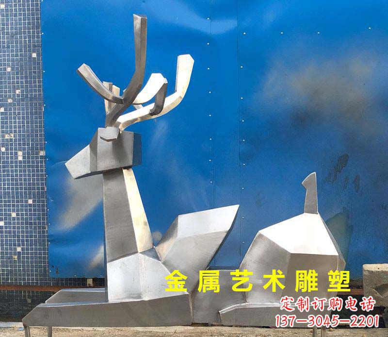 南阳不锈钢别墅几何鹿雕塑——别出心裁的艺术灵感