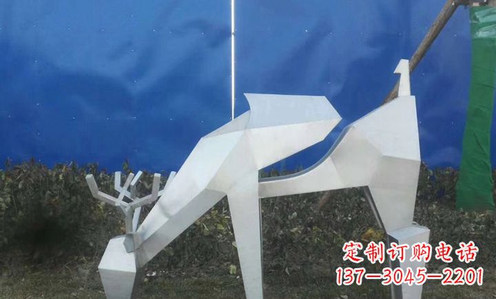 南阳不锈钢不规则梅花鹿公园景观雕塑