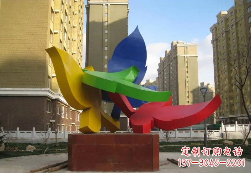 南阳不锈钢彩色树叶雕塑