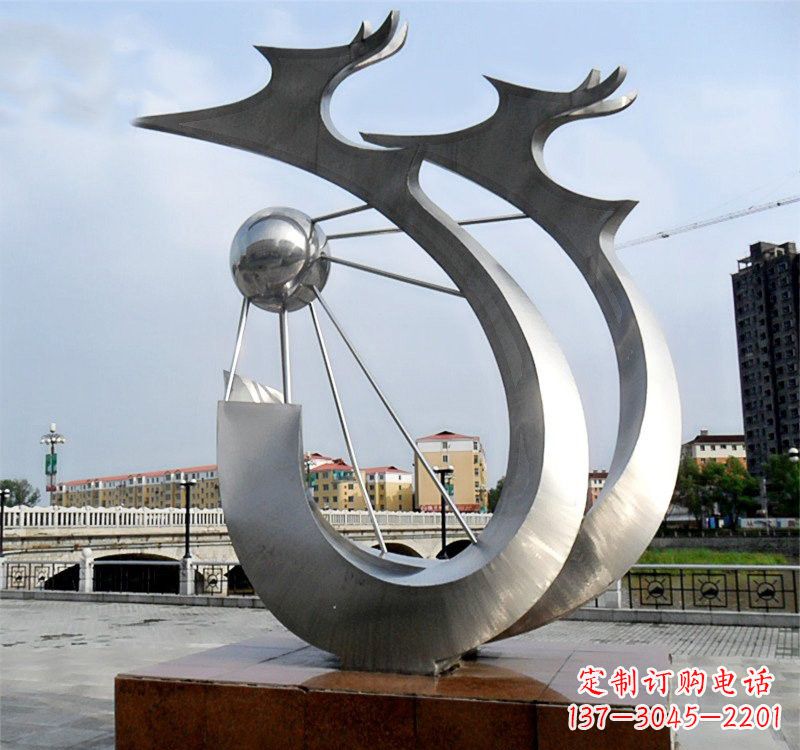 南阳不锈钢双龙戏珠雕塑精美绝伦