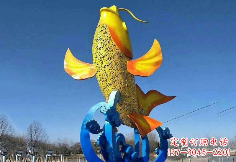 南阳不锈钢鲤鱼雕塑——城市的一道风景线