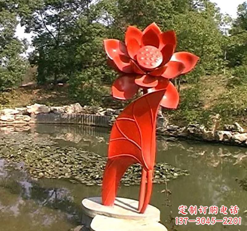 南阳不锈钢荷花雕塑激发城市艺术灵感