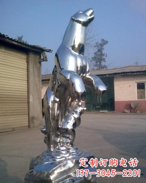 南阳不锈钢抽象北极熊雕塑