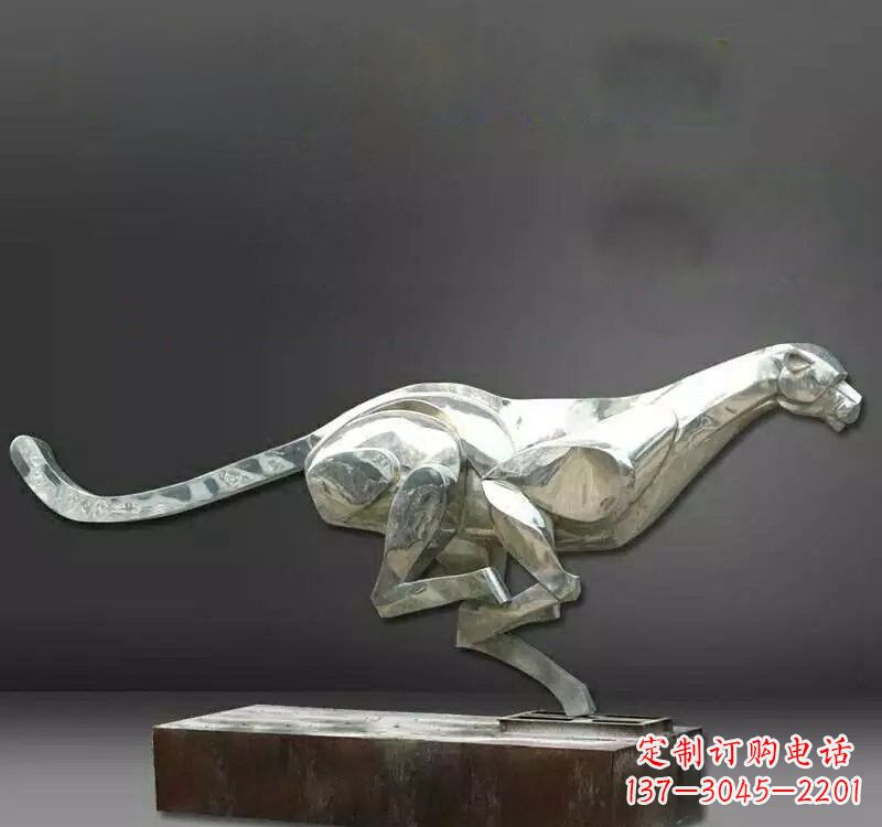 南阳不锈钢抽象奔跑的豹子雕塑