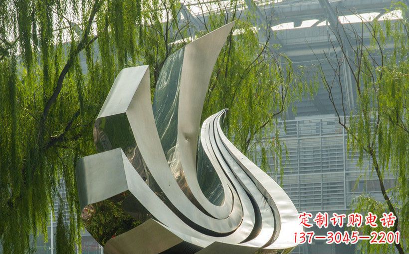 南阳不锈钢抽象鸽子景观雕塑