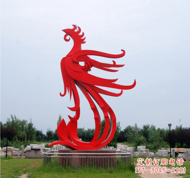 南阳不锈钢凤凰雕塑绚丽多彩的艺术之美