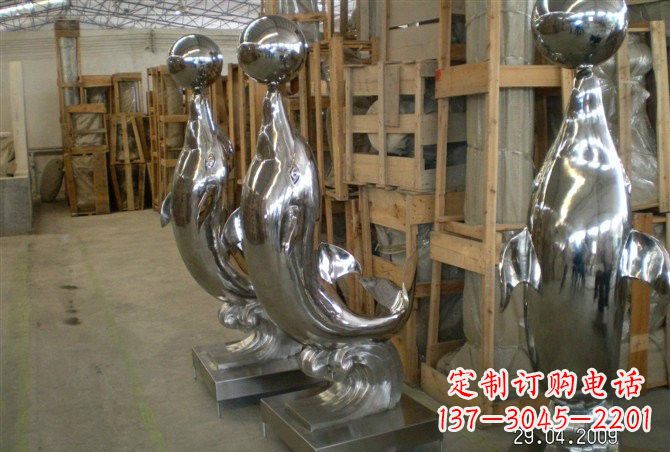 南阳不锈钢抽象海豚顶球雕塑