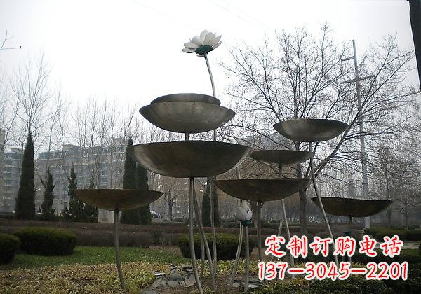 南阳不锈钢荷花雕塑浪漫与优雅的融合