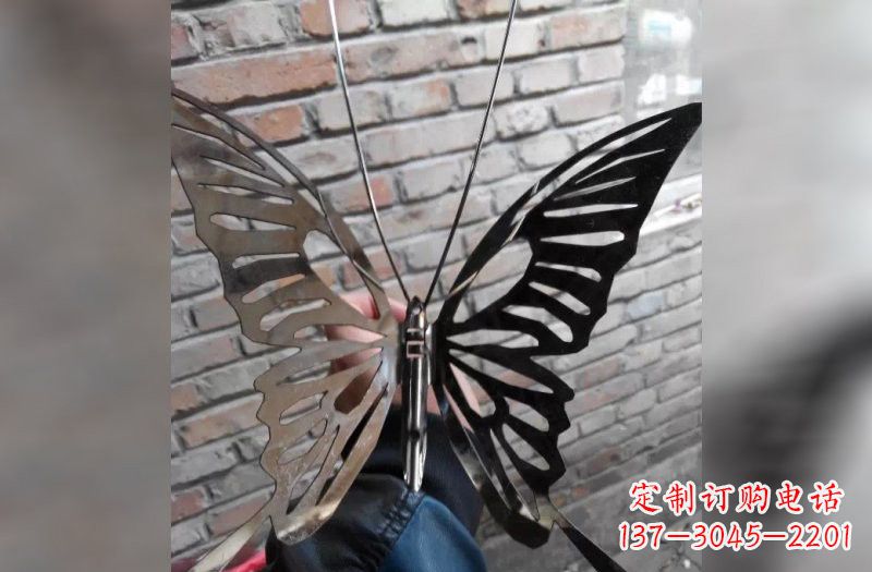 南阳精美不锈钢蝴蝶雕塑