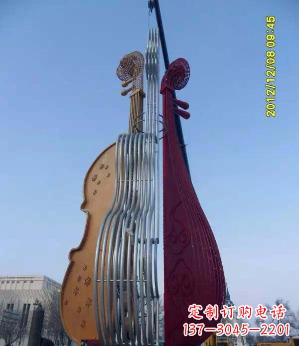 南阳不锈钢琵琶雕塑演奏着灵魂之音