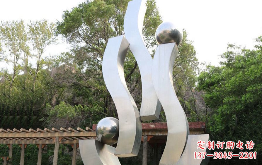南阳不锈钢飘带雕塑美化小区景观