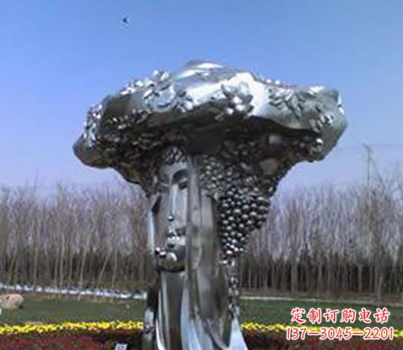 南阳不锈钢葡萄雕塑——点缀美丽景观