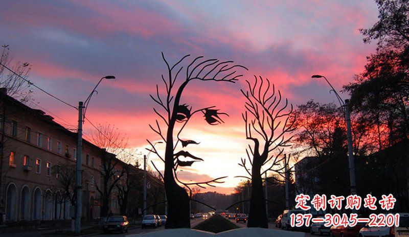 南阳不锈钢人头雕塑点缀街边景观