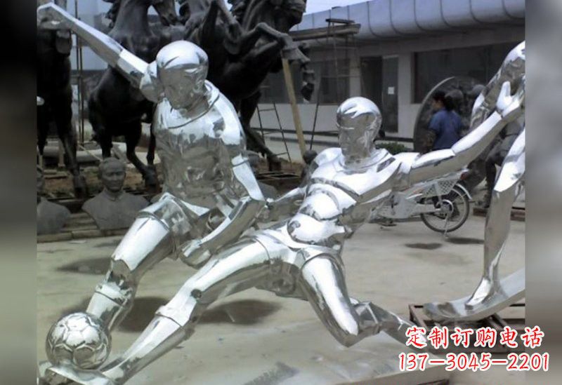 南阳足球不锈钢抽象雕塑