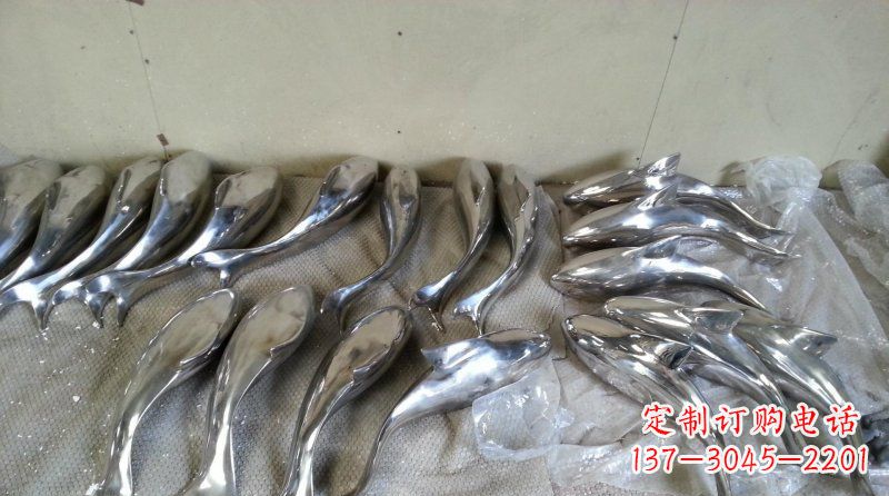南阳精美的不锈钢动物雕塑