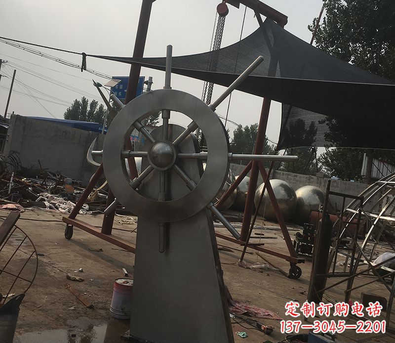 南阳不锈钢船舵景观雕塑 (2)
