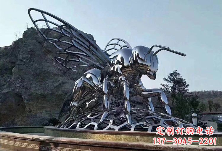 南阳不锈钢大型蜜蜂雕塑