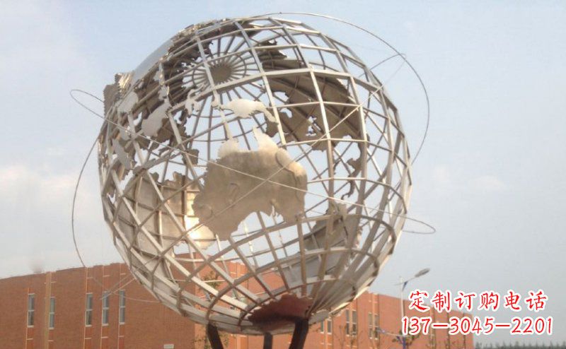 南阳不锈钢地球雕塑——一件集美丽与坚固于一身的艺术品