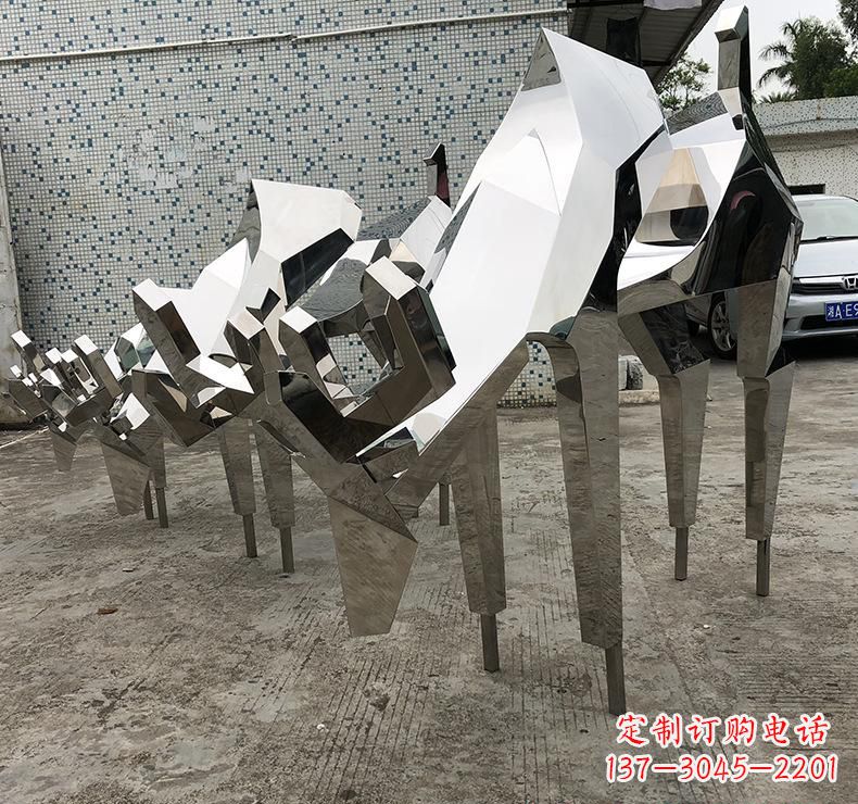 南阳不锈钢动物小鹿雕塑