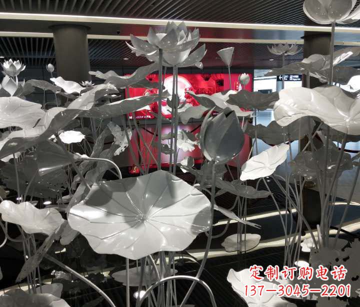 南阳不锈钢锻造荷花雕塑艺术之美