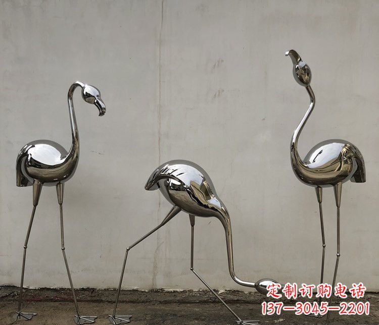 南阳不锈钢锻造的火烈鸟雕塑