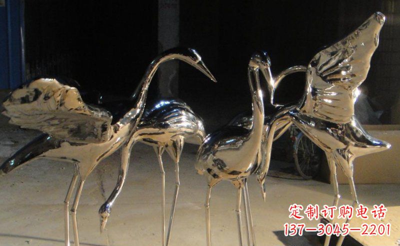 南阳仙鹤雕塑不锈钢锻造的精美艺术