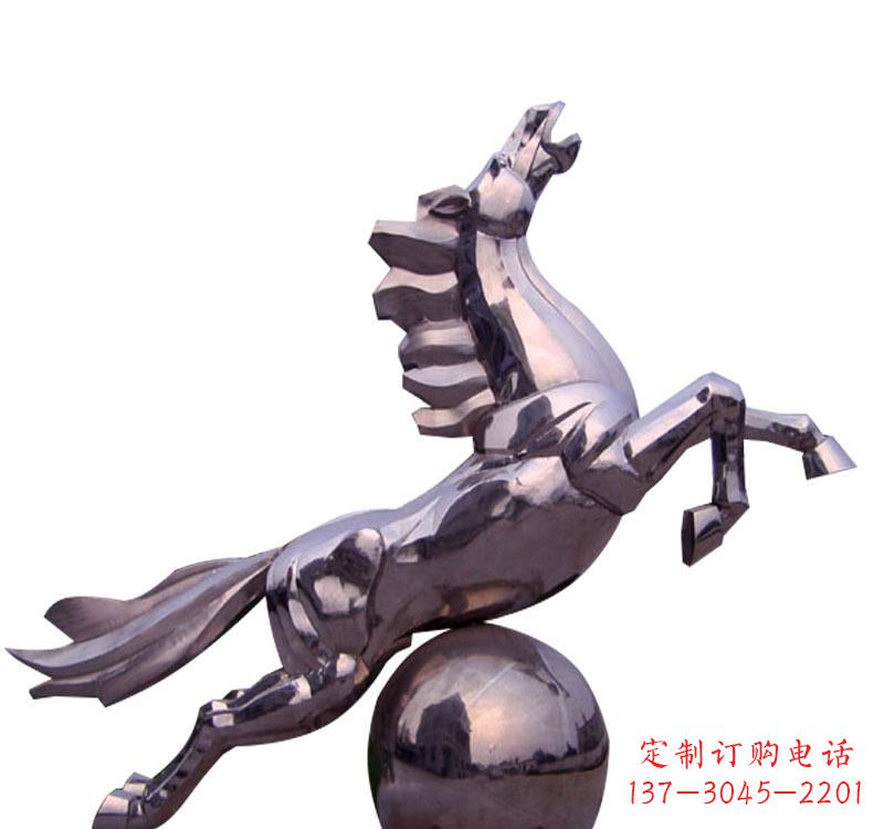 南阳不锈钢飞马城市雕塑象征城市新生