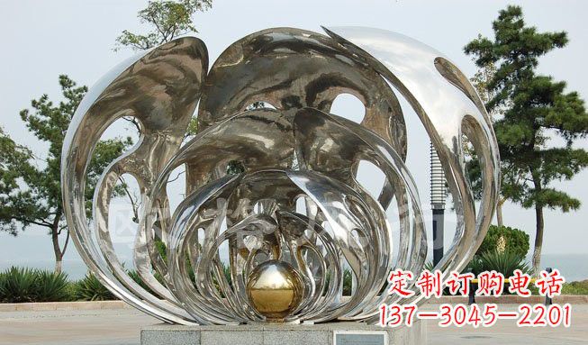 南阳不锈钢贝壳珍珠雕塑艺术的融合