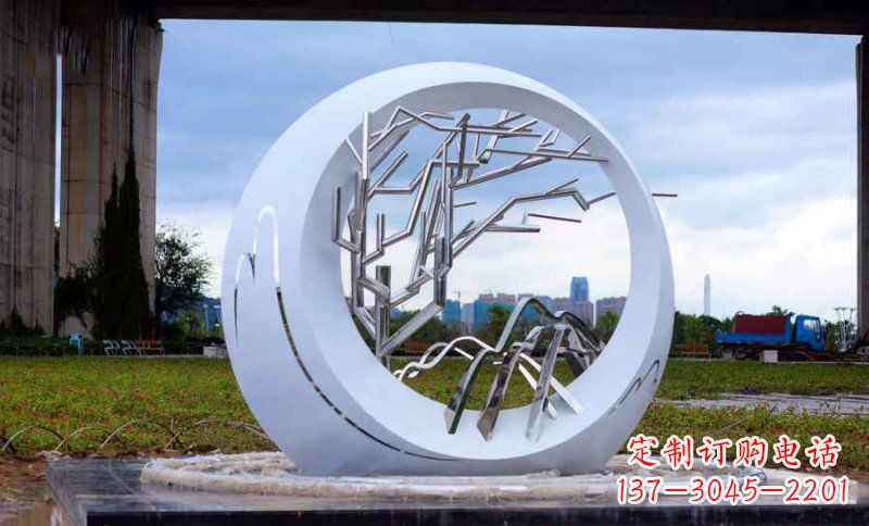 南阳不锈钢树枝雕塑艺术与环保的完美结合