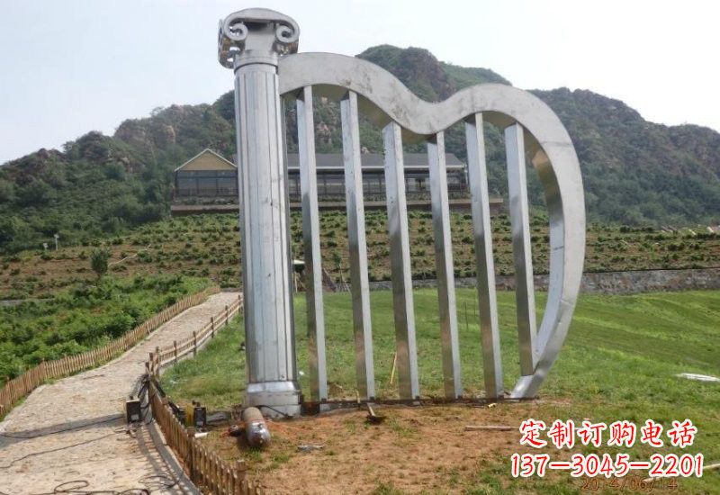 南阳不锈钢竖琴雕塑一曲轻柔的旋律