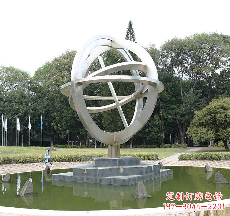 南阳不锈钢地球仪雕塑把地球放在手中