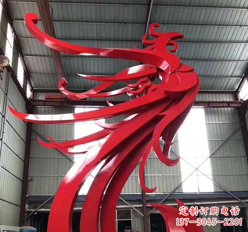 南阳不锈钢凤凰雕塑高雅而精致