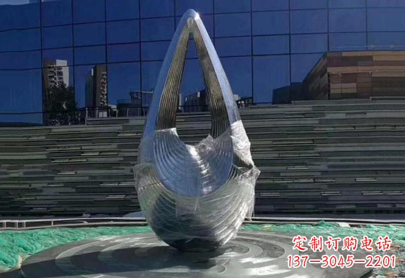 南阳不锈钢公园空心水滴雕塑