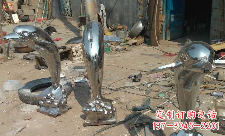 南阳不锈钢公园小海豚景观雕塑