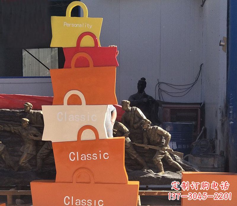 南阳不锈钢购物袋雕塑2